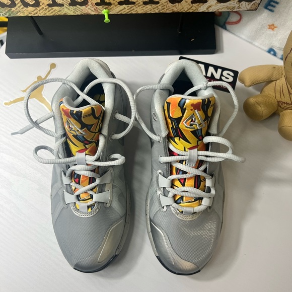 Nike Freak 1 GS, Metallic Silver. - Picture 6 of 13